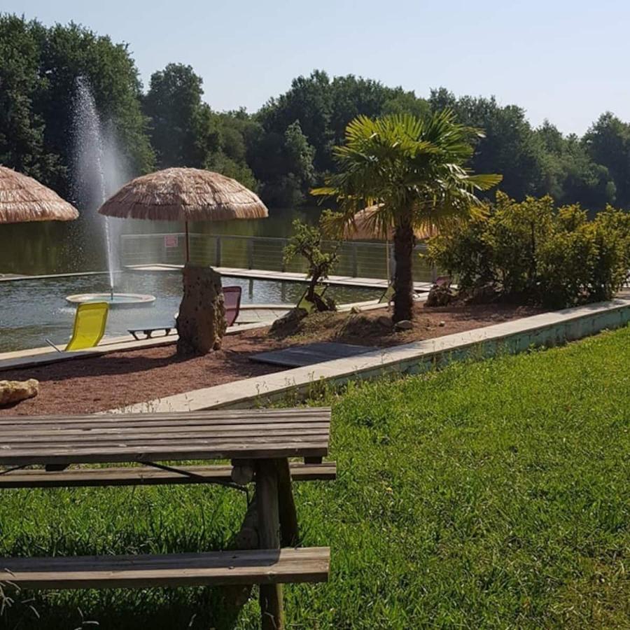 Camping Les Lacs D'Armagnac Bretagne-d'Armagnac Exteriör bild