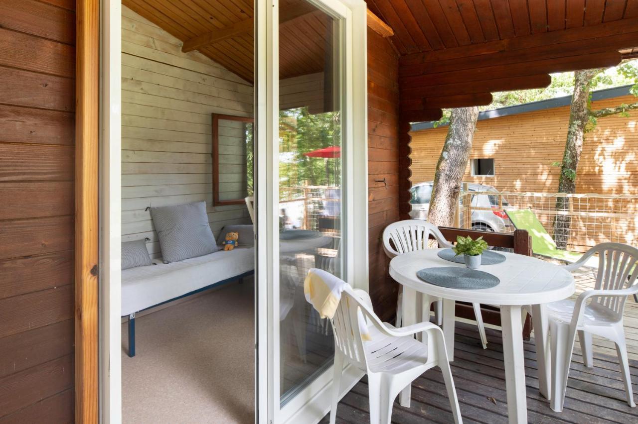 Camping Les Lacs D'Armagnac Bretagne-d'Armagnac Exteriör bild